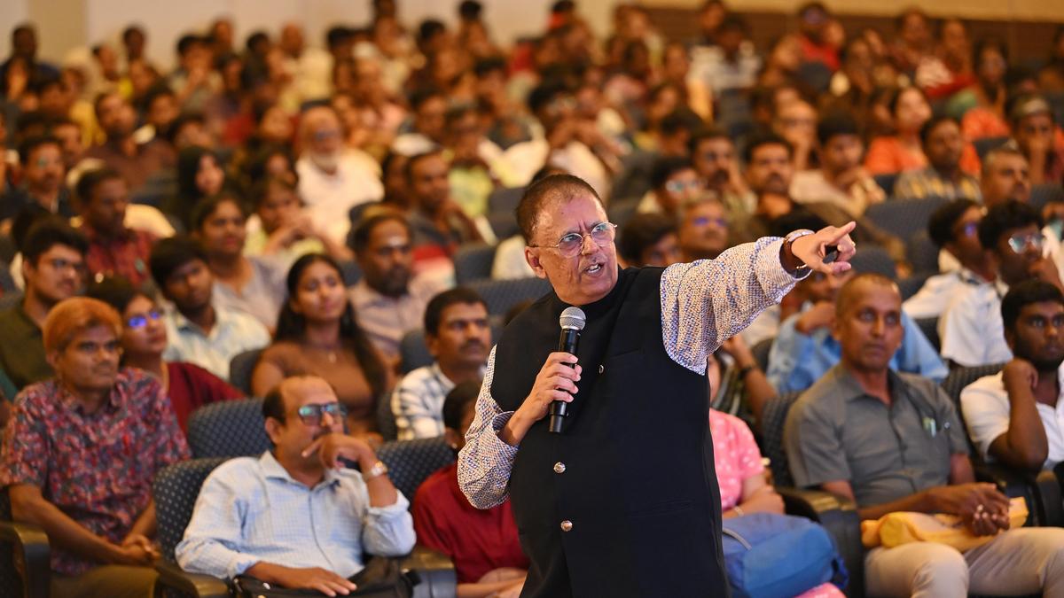 Students should pursue core engineering subjects: Jayaprakash Gandhi