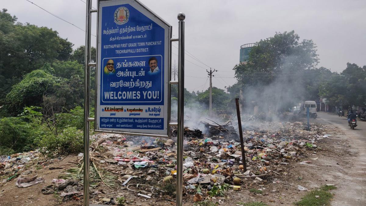 Burning of solid waste along roadside goes unchecked