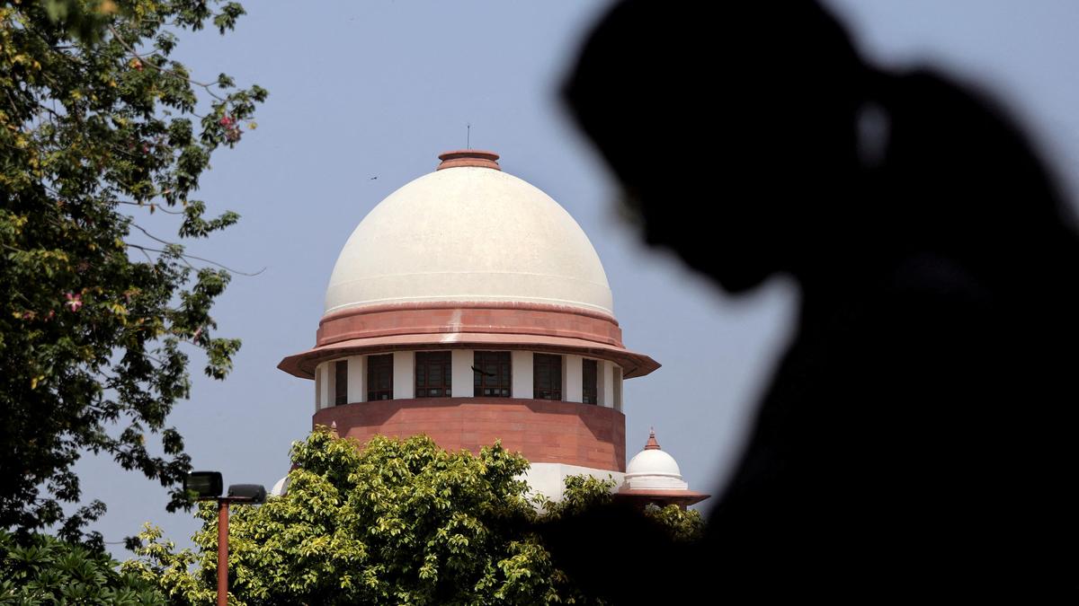 Supreme Court stays Kerala HC decision annulling KDRB’s power of appointment to Guruvayur Devaswom