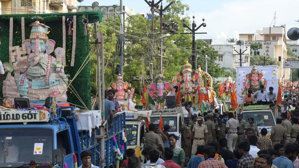 Vinayaka idols immersed in River Cauvery amid tight security in Erode