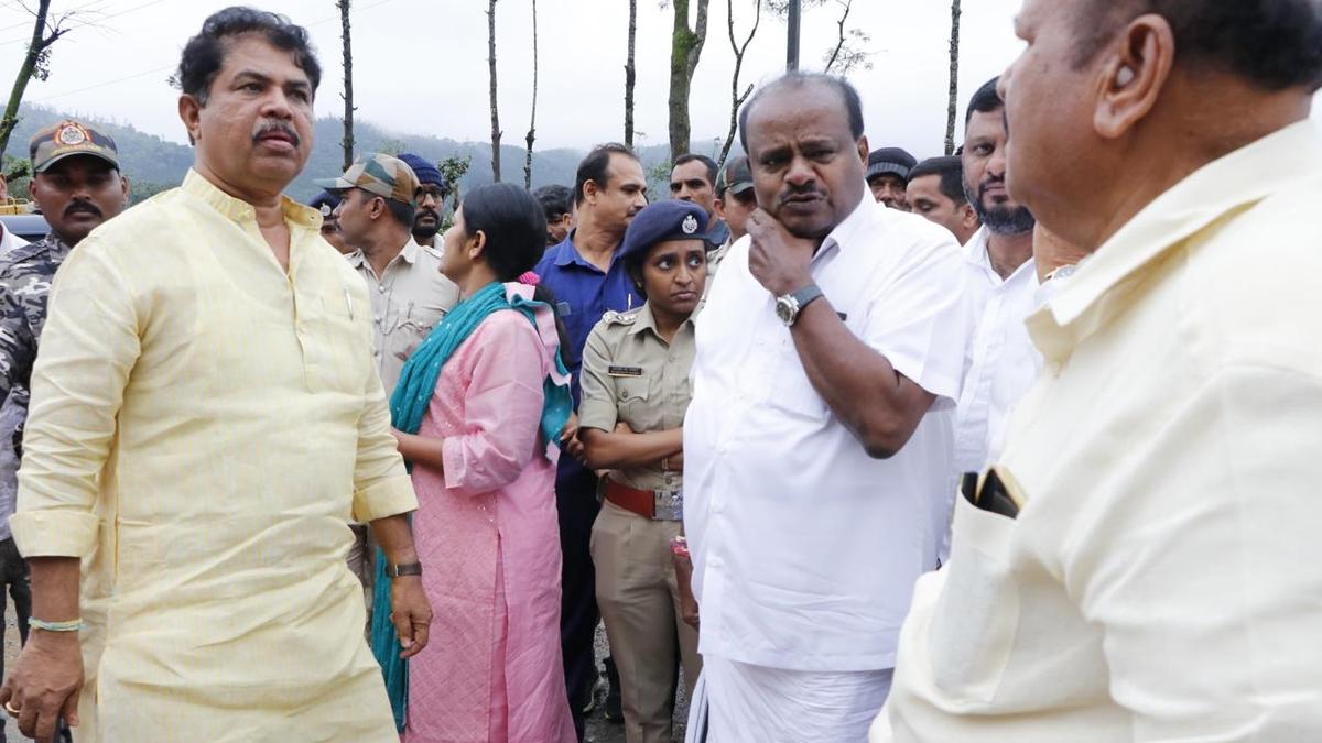 Kumaraswamy, Ashok visit landslip site on Shiradi Ghat stretch of NH in Hassan