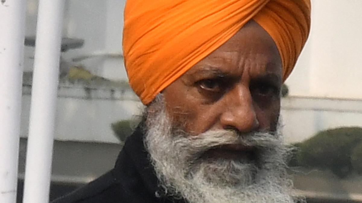 Charuni-led Haryana farmers’ group condemns police action, convenes meeting to plan strategy