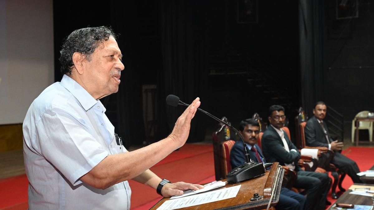 Former Lokayukta N. Santosh Hegde asks youth to strive to restore democratic values