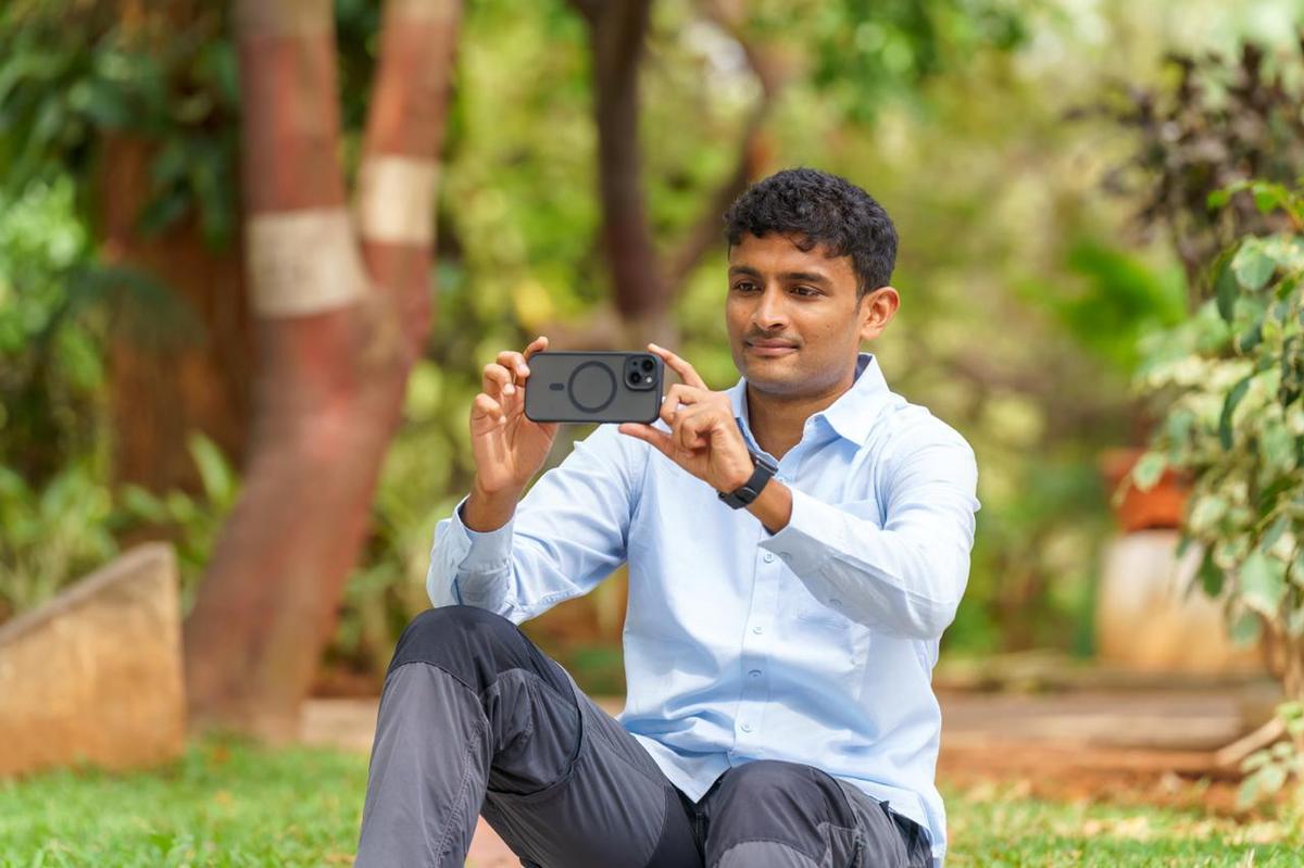 O cineasta nascido em Visakhapatnam, Sagi Sree Hari Varma.