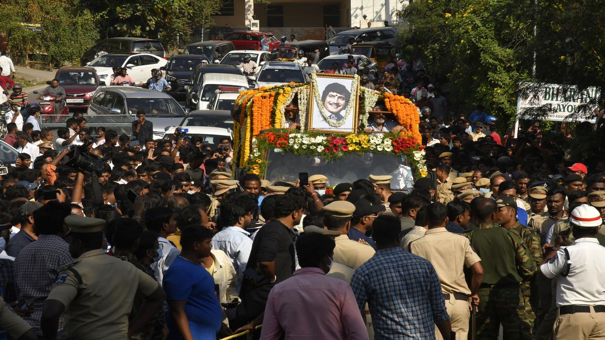 Krishna Cremated With Full State Honours, As Thousands Of Fans Join In ...