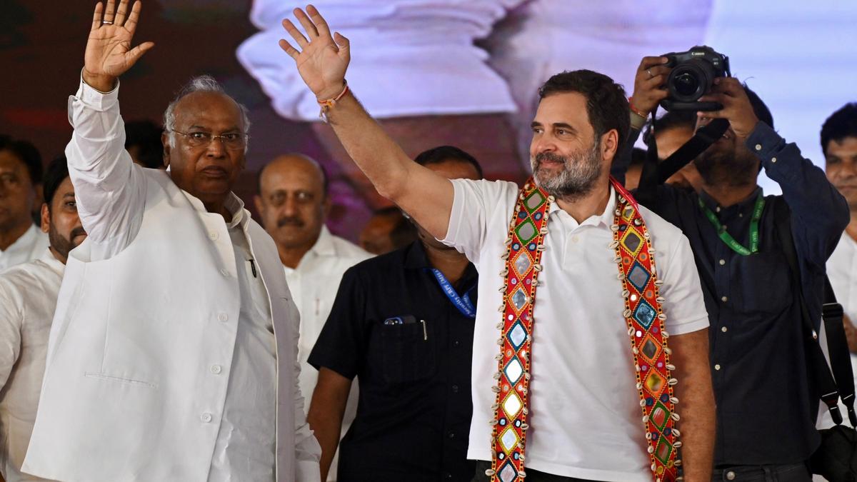 At Sangli Rally, Rahul Gandhi questions PM Modi’s apology for Shivaji Maharaj statue collapse