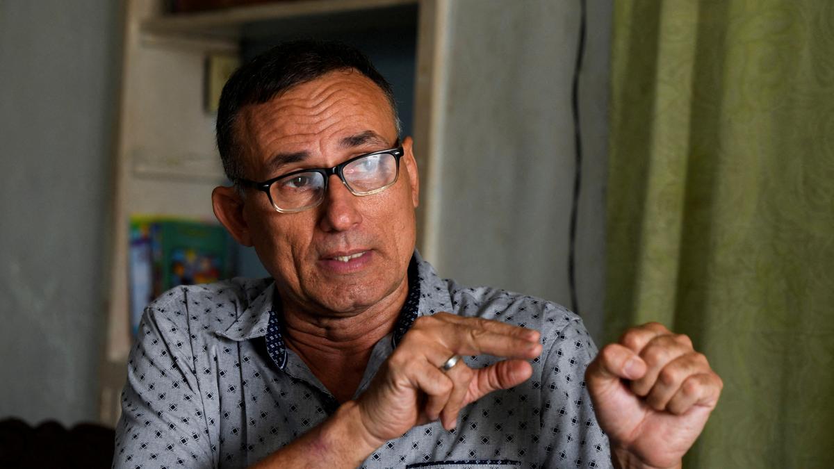 Opposition leader Ferrer leaves Cuba for U.S. exile