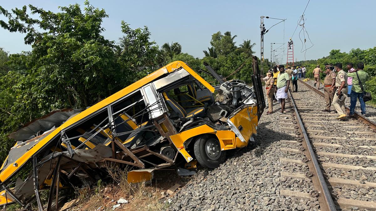 Cuddalore train accident: gate was open when the school van crossed the track