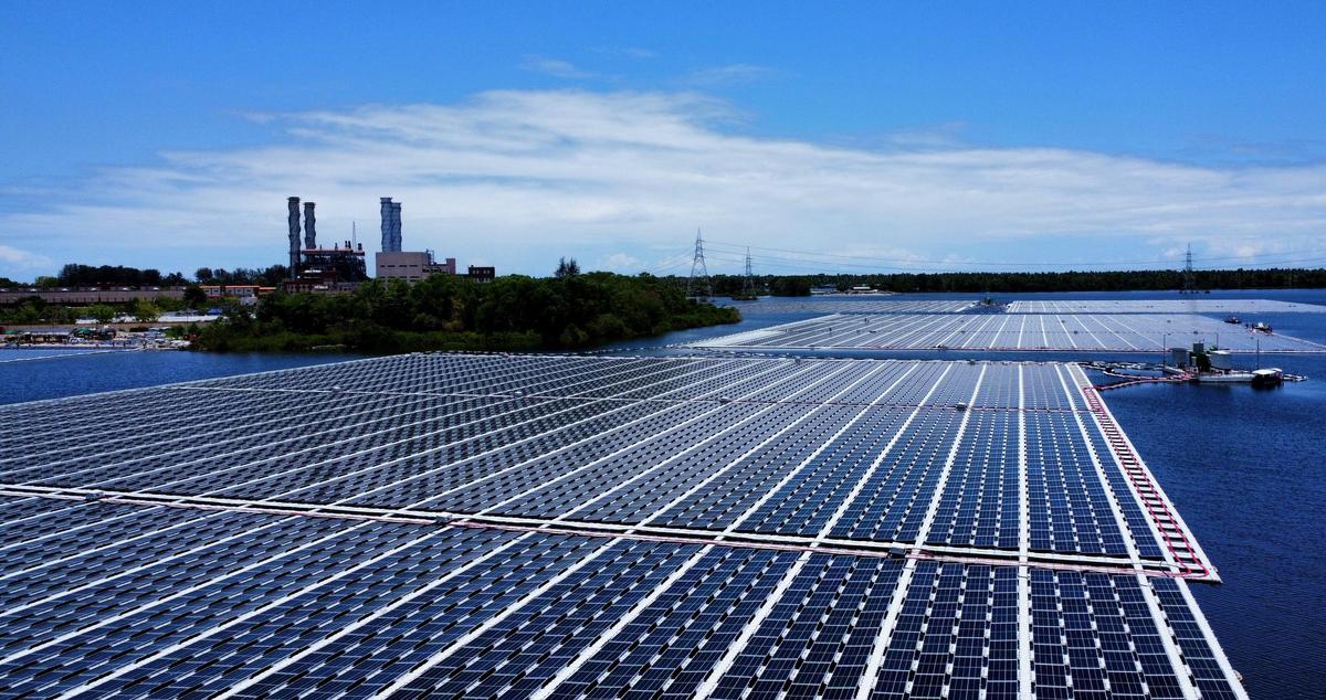 Union Minister for Coal & Mines G. Kishan Reddy urged the Chief Minister to personally intervene and facilitate a PPA between the Telangana government and NTPC for the Phase-II 2400 MW project.