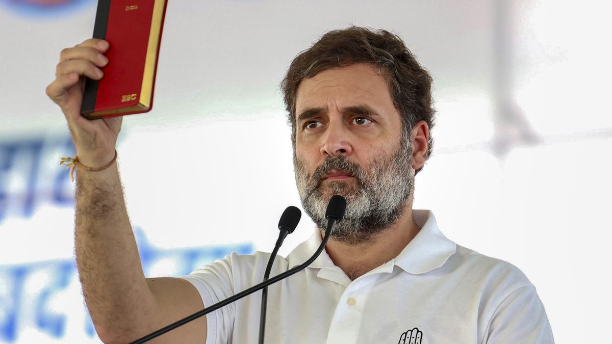 Rahul Gandhi unveils Chhatrapati Shivaji Maharaj statue in Kolhapur