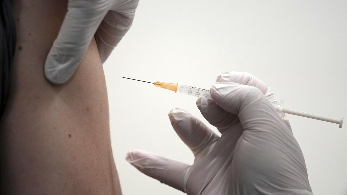 COVID-19 vaccine cannot change neurological symptoms of long coronavirus