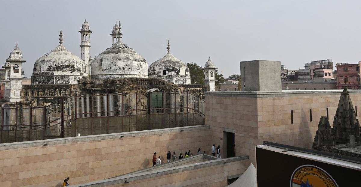 A view of the Gyanvapi Mosque next to the Kashi Vishwanath temple complex at Varanasi, Uttar Pradesh A view of the Gyanvapi Mosque next to the Kashi Vishwanath temple complex at Varanasi, Uttar Pradesh