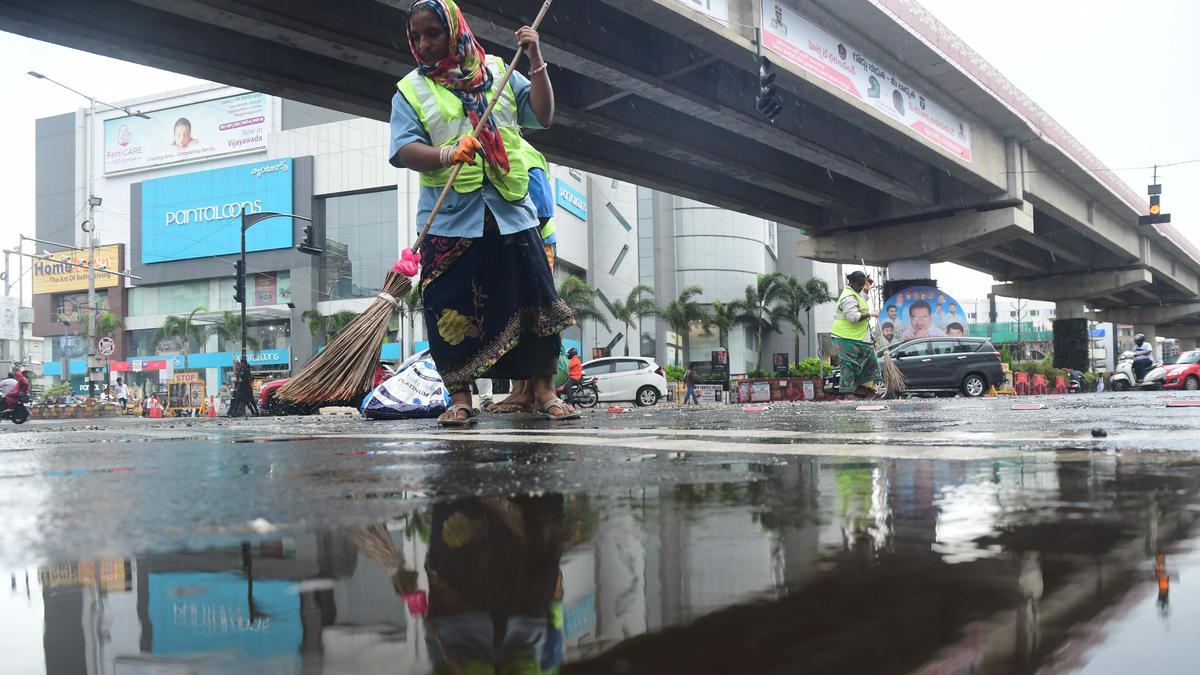 Heavy rains lash many parts of State, may continue for three more days