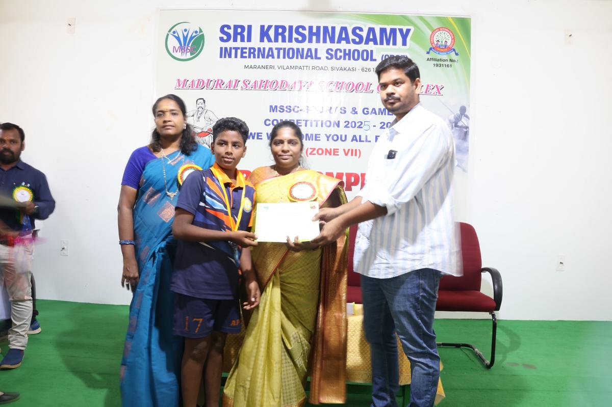 Dindigul: Silambam competition was held at Sri Krishnasamy International School, Maraneri. Dindigul: Silambam competition was held at Sri Krishnasamy International School, Maraneri.