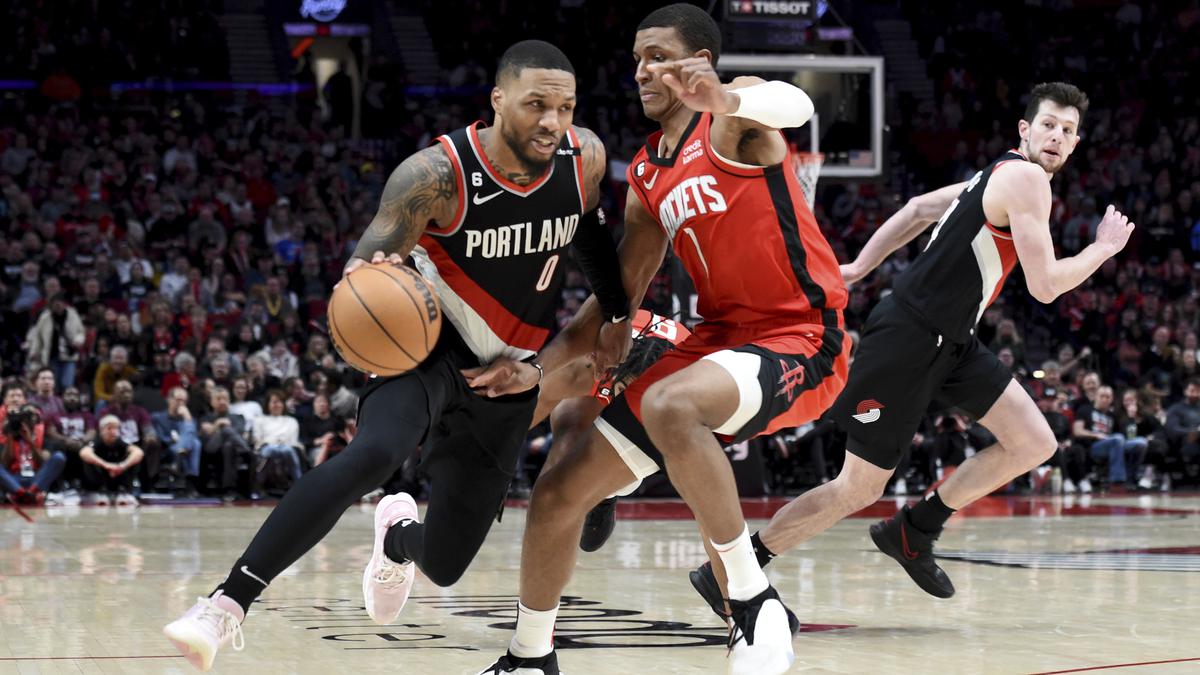 NBA: Damian Lillard erupts for 71 in Blazers’ win