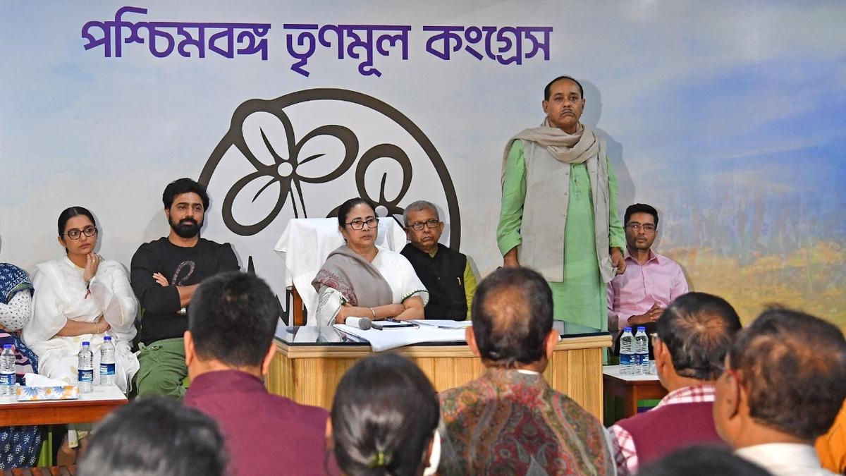 Mamata holds Trinamool strategy meetings for Lok Sabha poll