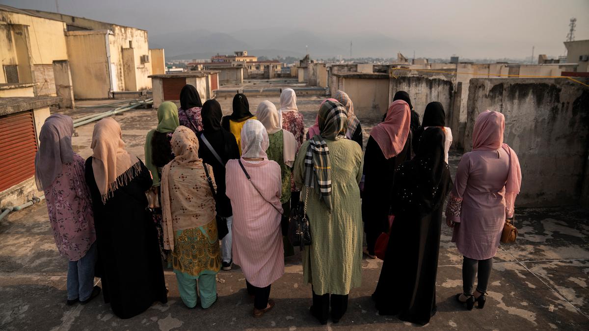 Single Afghan women, widows struggle to find their next meal under Taliban restrictions