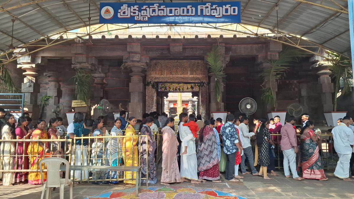 Massive cleanliness drive in Srisailam on Wednesday