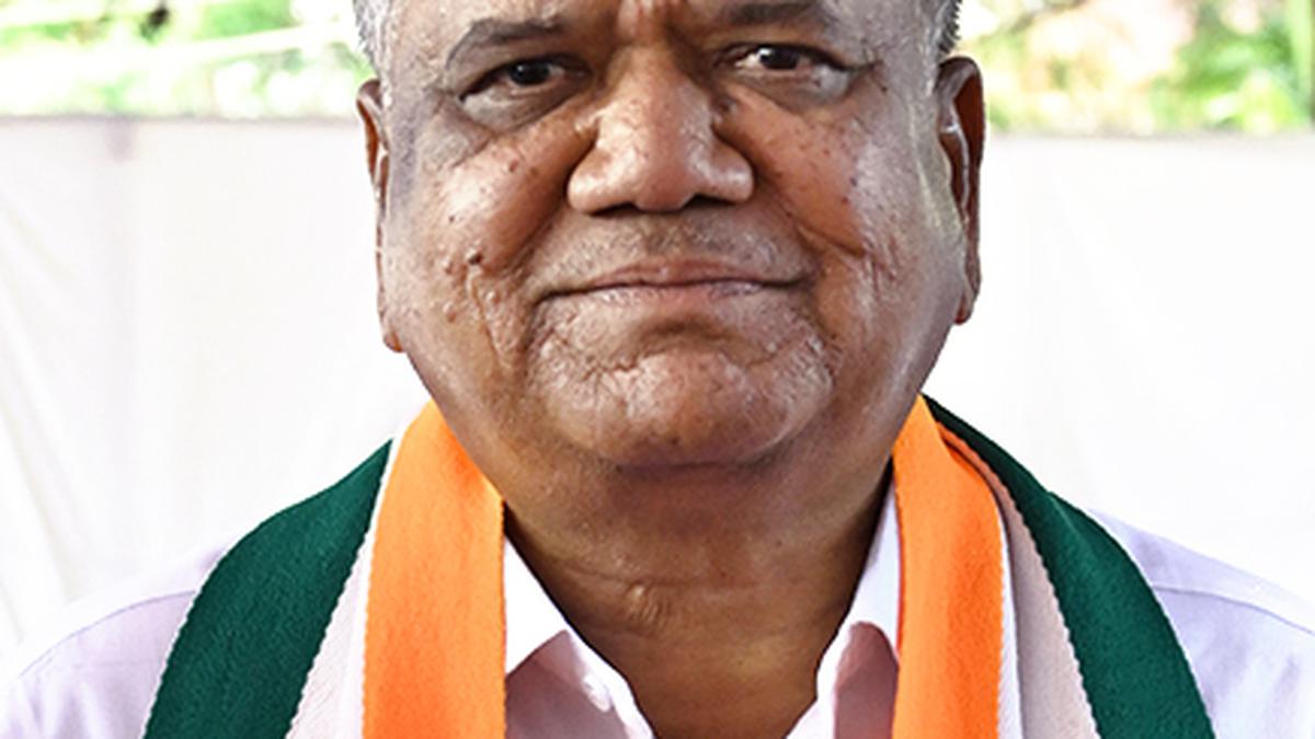 Several BJP leaders are in touch with me, says Jagadish Shettar
