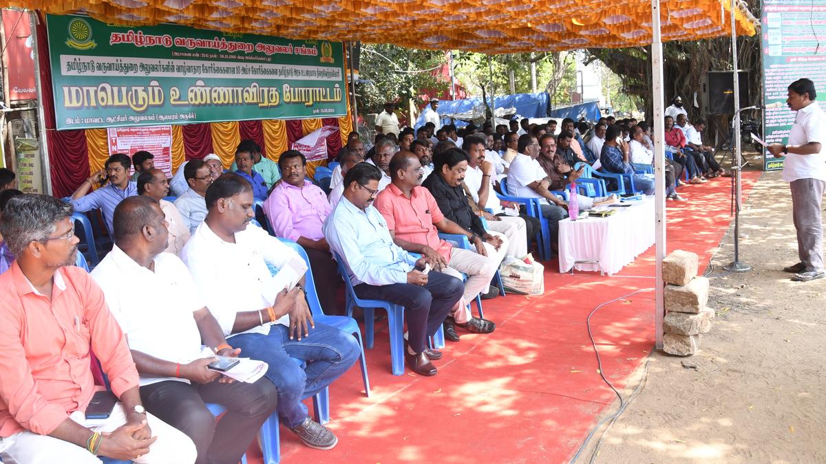 Revenue officials go on leave en masse, observe fast