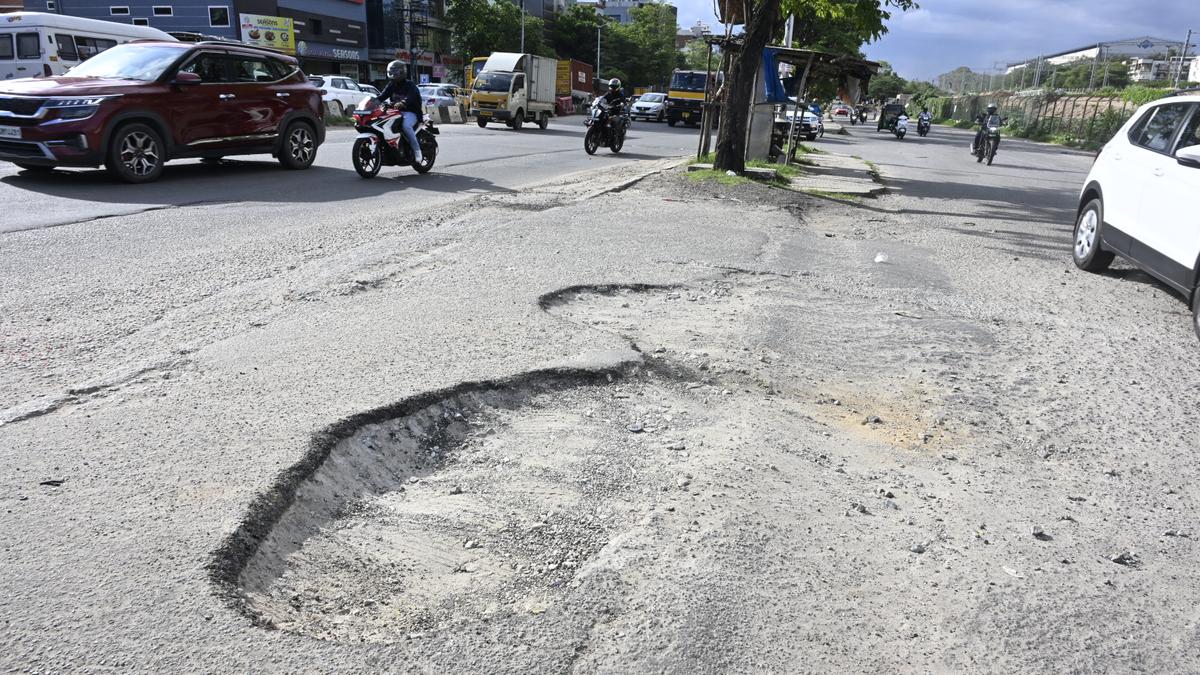 Potholes remain Bengaluru’s bane with nothing beyond quickfix solutions in sight
Premium