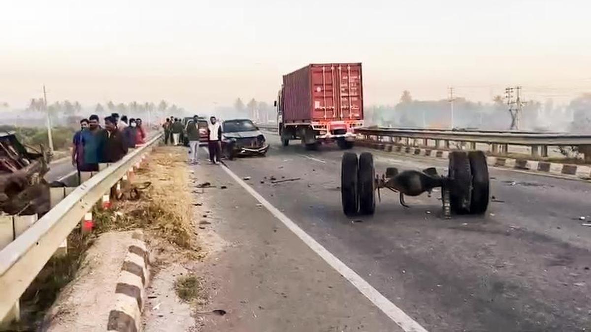 ‘I had seconds to react’: Survivor recounts horror of STRR crash that killed seven