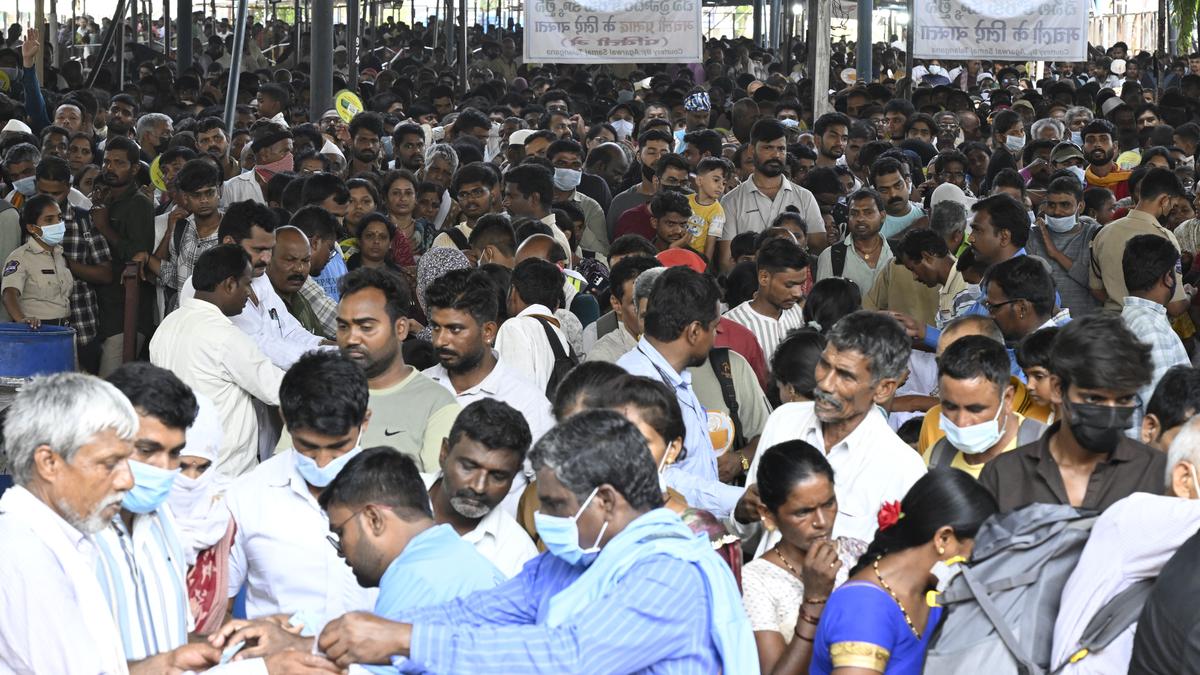 Massive turnout at fish prasadam event sparks fear of COVID-19 spread