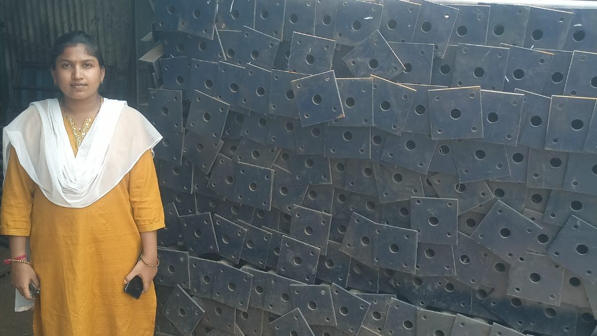 SERP: CSE graduate finds livelihood in construction business through State support