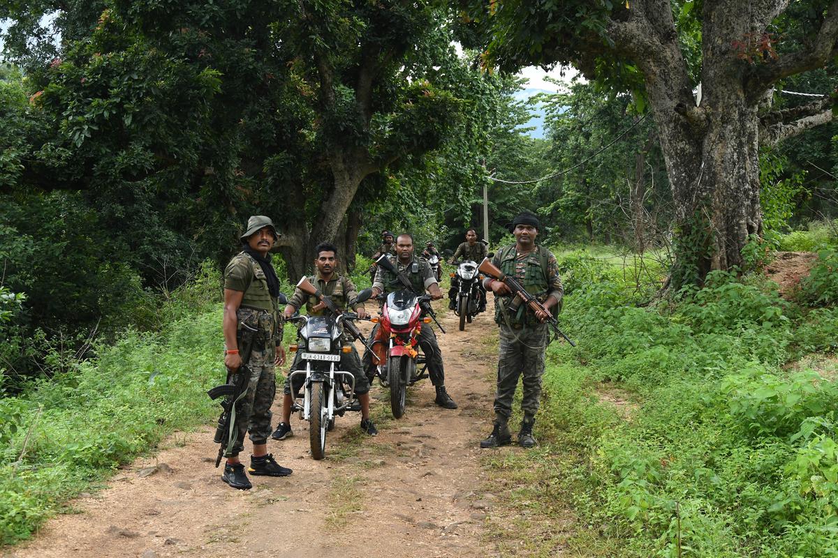 Security forces in Latehar district.
