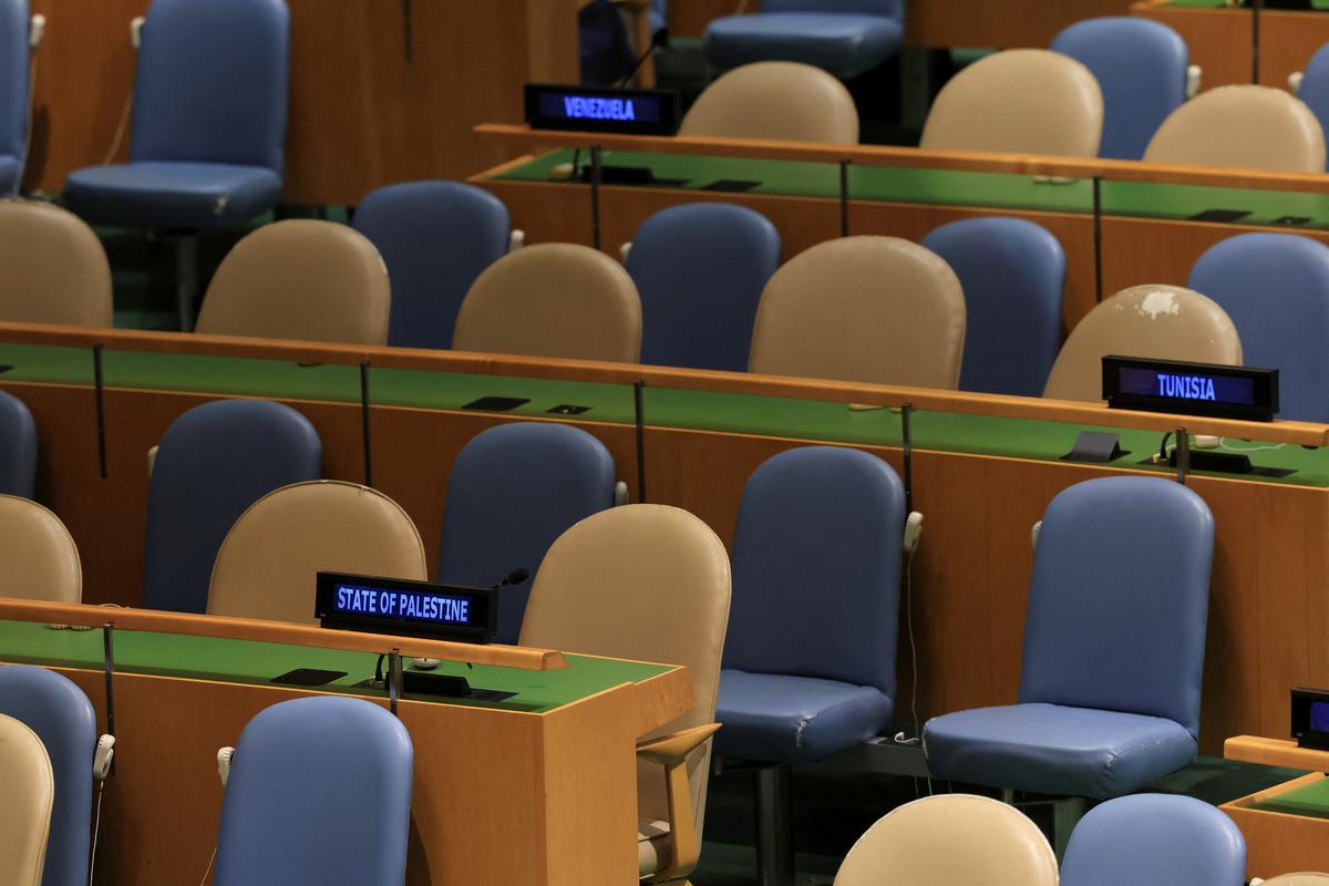 26 सितंबर, 2025 को यूएस, अमेरिका के संयुक्त राष्ट्र मुख्यालय में 80 वीं संयुक्त राष्ट्र महासभा (UNGA) को इजरायल के प्रधान मंत्री बेंजामिन नेतन्याहू के रूप में फिलिस्तीना एमी सीटों के रूप में सीटें। 