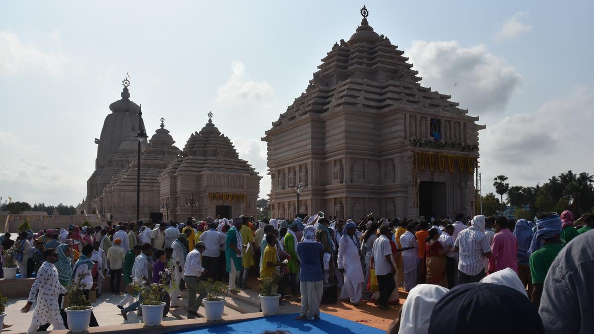 devotees priests from odisha demand removal of jagannath dham label from digha temple