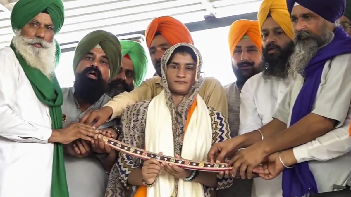 At Shambhu, Vinesh Phogat takes up the cudgels on behalf of farmers