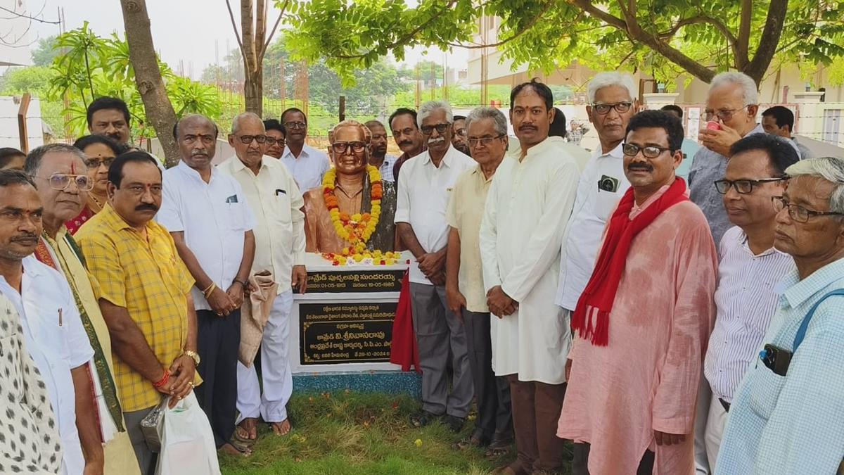 CPI(M) to lead agitation against government’s liquor, sand and power policies in Andhra Pradesh