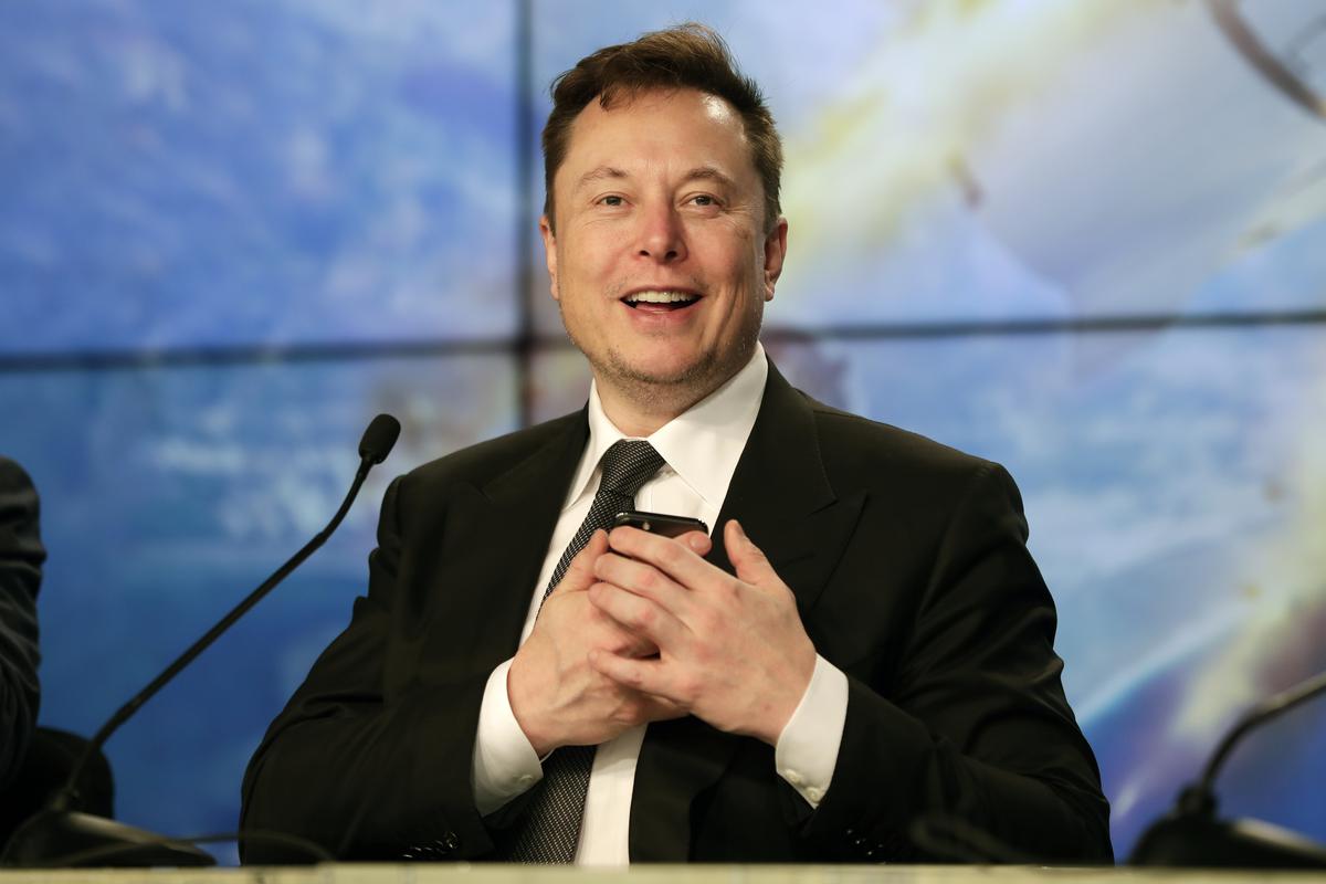 Le plan d’implantation d’une puce cérébrale d’Elon Musk prend de l’ampleur aujourd’hui