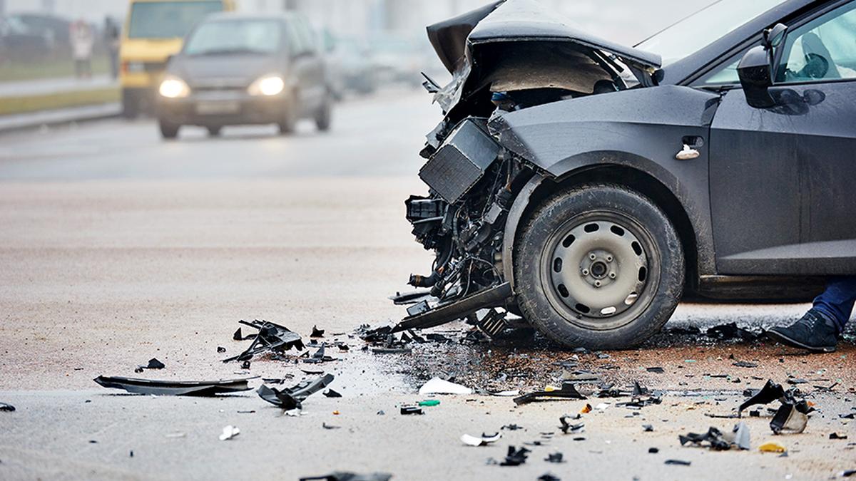 Four killed on the spot in road accident near Raichur’s Sindhanur