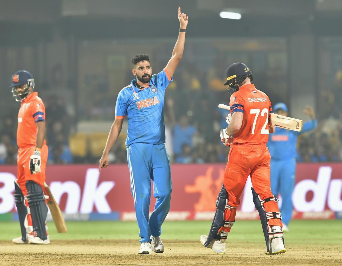 IND versus NED |  India verslaat Nederland met 160 runs.  Hij eindigde de competitiefase met 9 opeenvolgende overwinningen