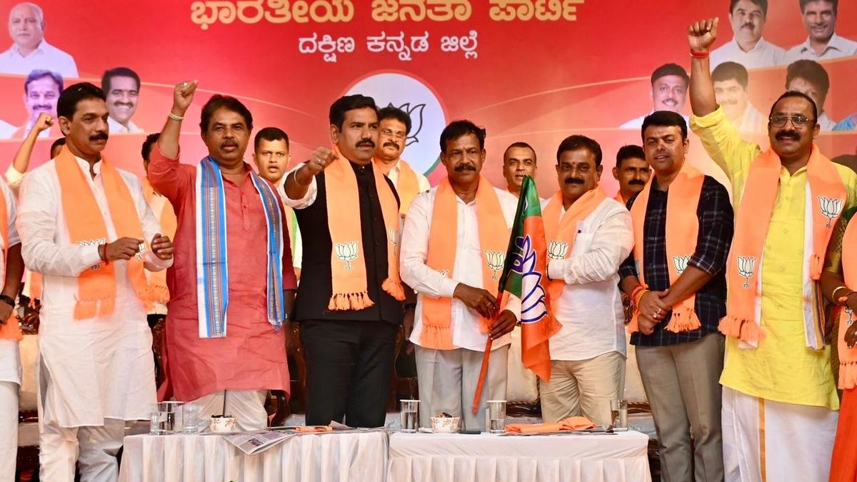 Don’t take LS election lightly as Congress is well versed in propagating lies, B.Y. Vijayendra tells workers