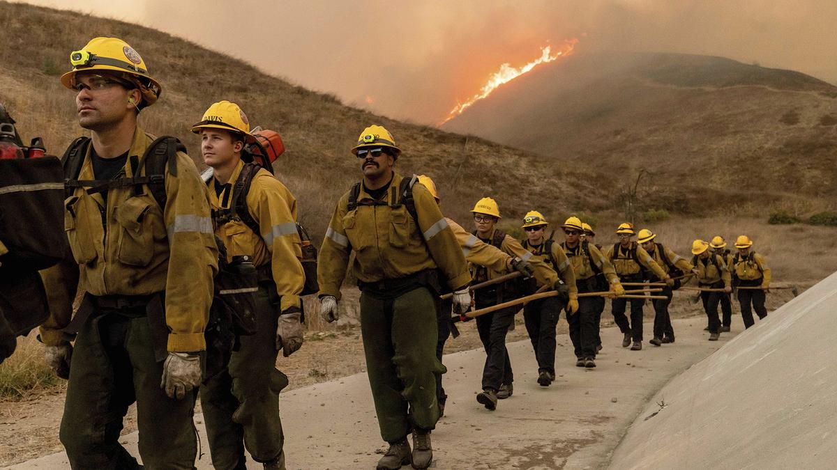 Strong winds forecast to return and threaten Los Angeles area’s fight against fires