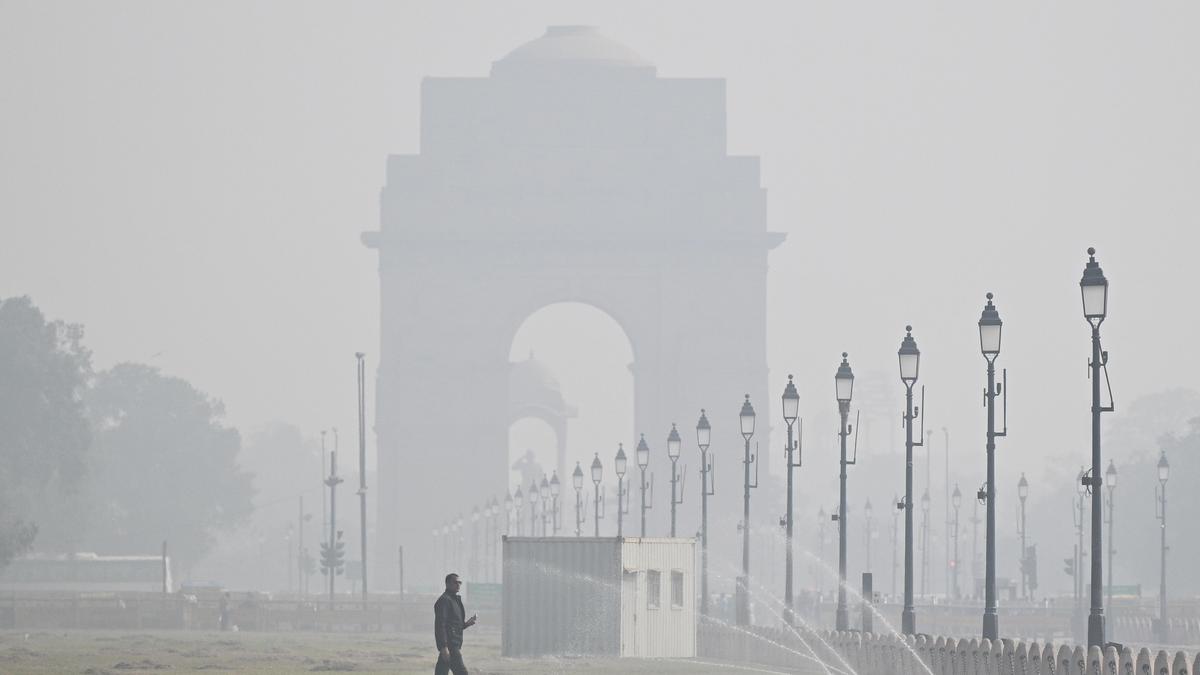 Delhi offices to run with 50% staff; rest to work from home