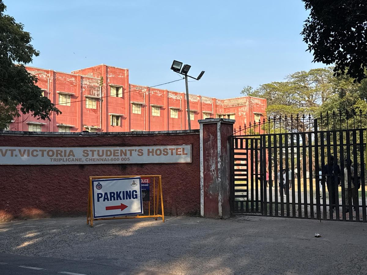 L'ingresso del Government Victoria Student's Hostel a Triplicane, Chennai. 