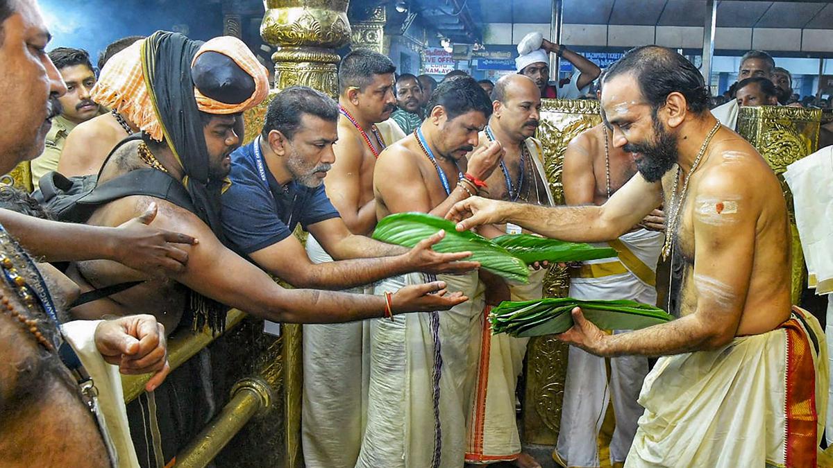 Sabarimala pilgrimage begins with devotees flocking from South India