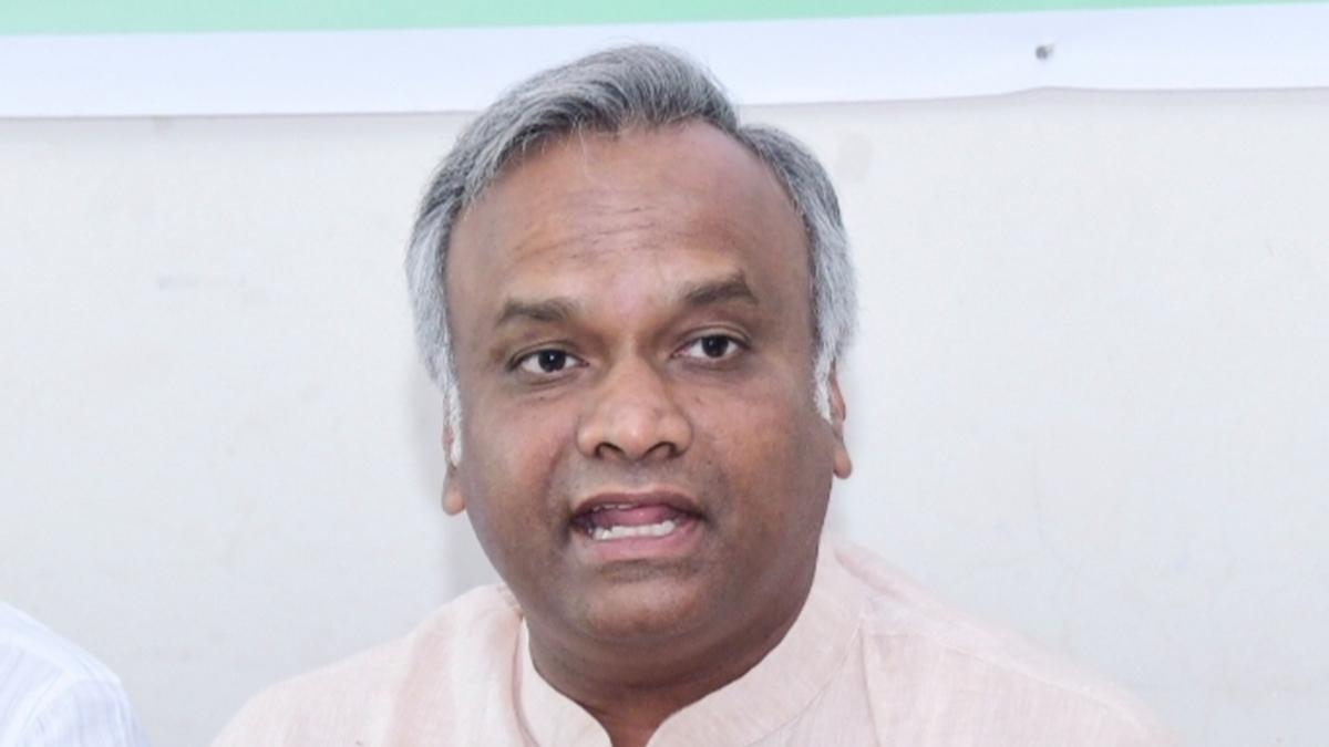 Congress accuses Governor of selectively quoting Supreme Court judgments to defend sanction for prosecution of Siddaramaiah
