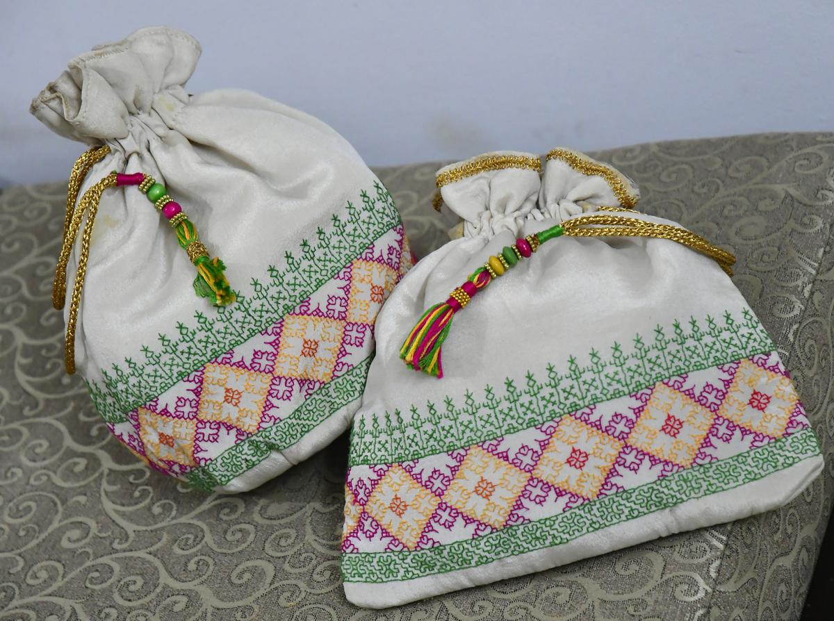 Kasuti embroidery on potlis