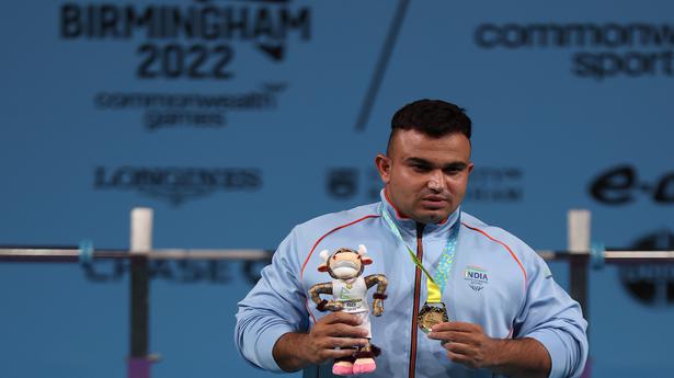 Sudhir wins gold in para powerlifting men's heavyweight event at Commonwealth Games