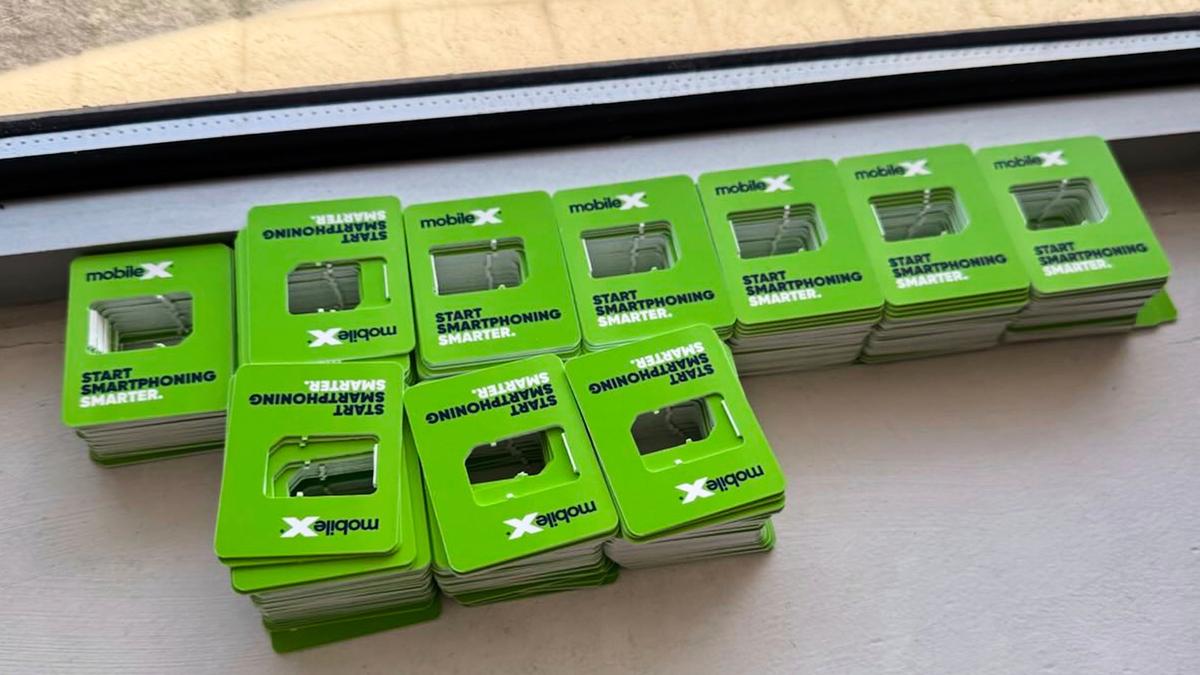 How a SIM farm like the one found near the UN threatens telecom networks