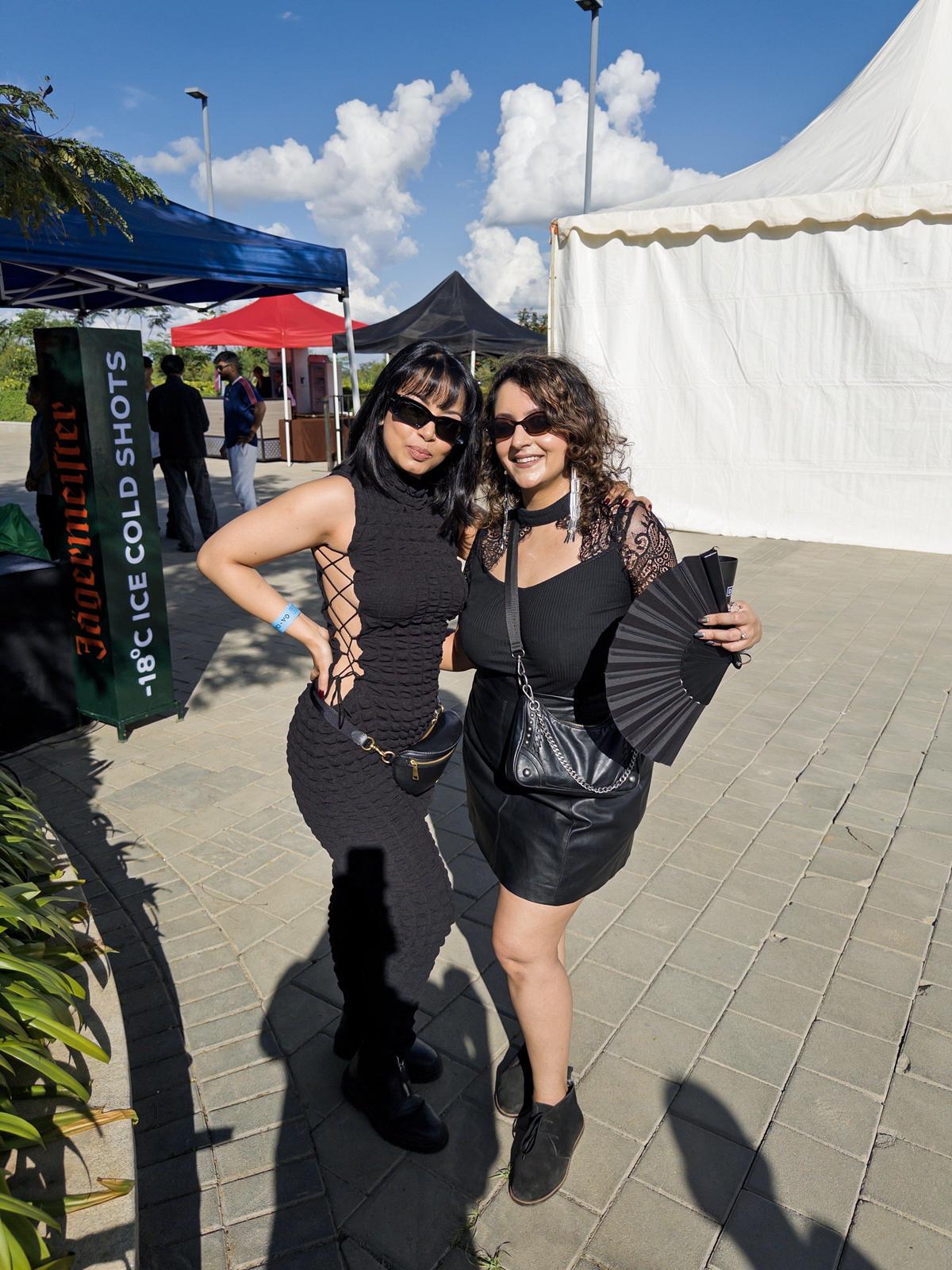 तन्वी और डेलिका तन्वी और डेलिका