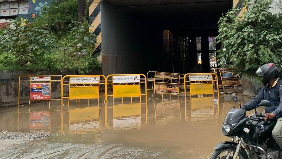 Bengaluru continues to receive rainfall; Hebbal flyover flooded