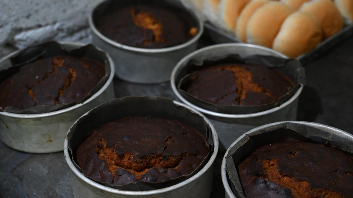 This Christmas, experience the nostalgia of traditional borma-baked plum cakes in Kerala