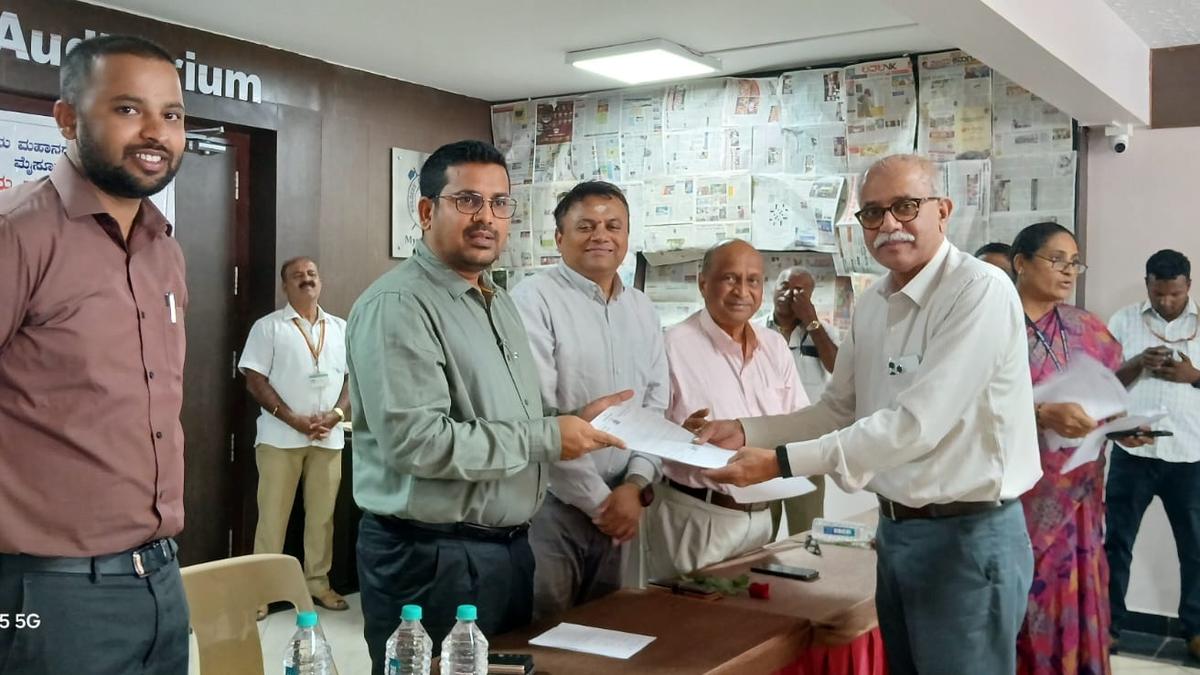 MCC distributes 52,658 e-khatas