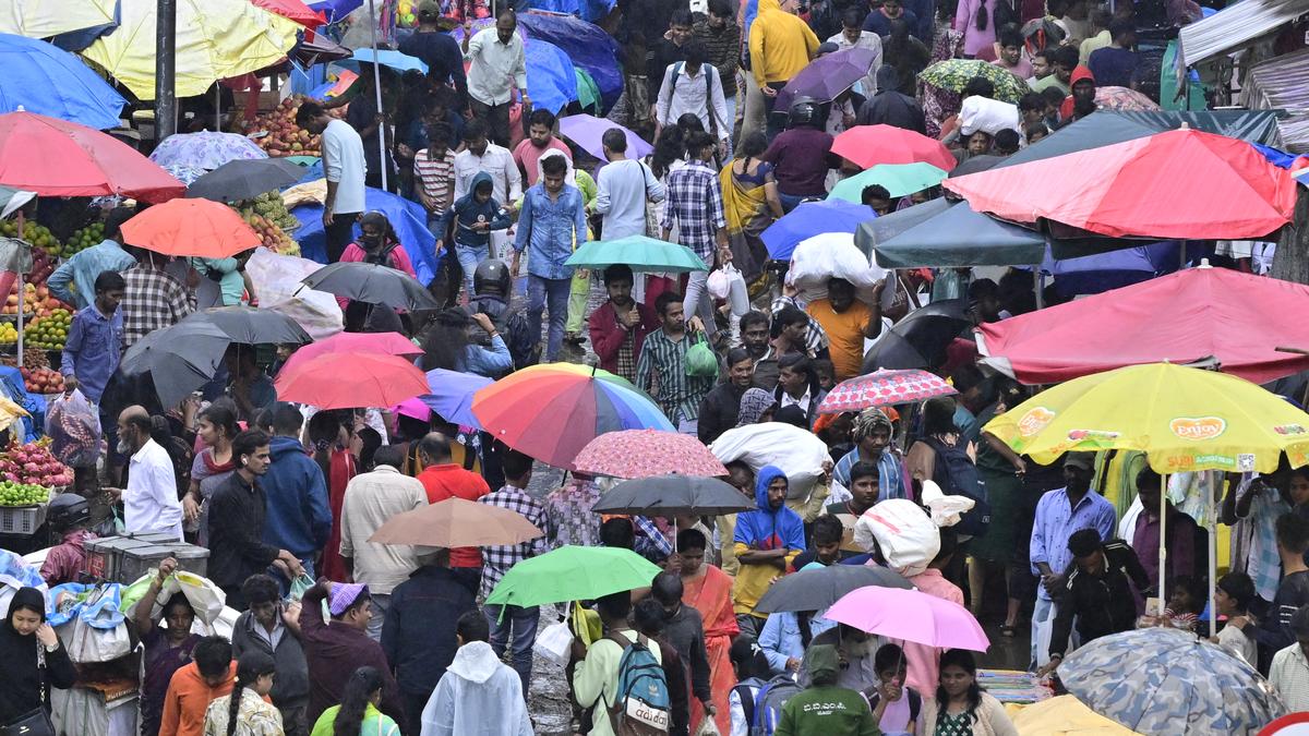 Cyclone Fengal continues to bring rainfall to Bengaluru; schools closed in south interior Karnataka